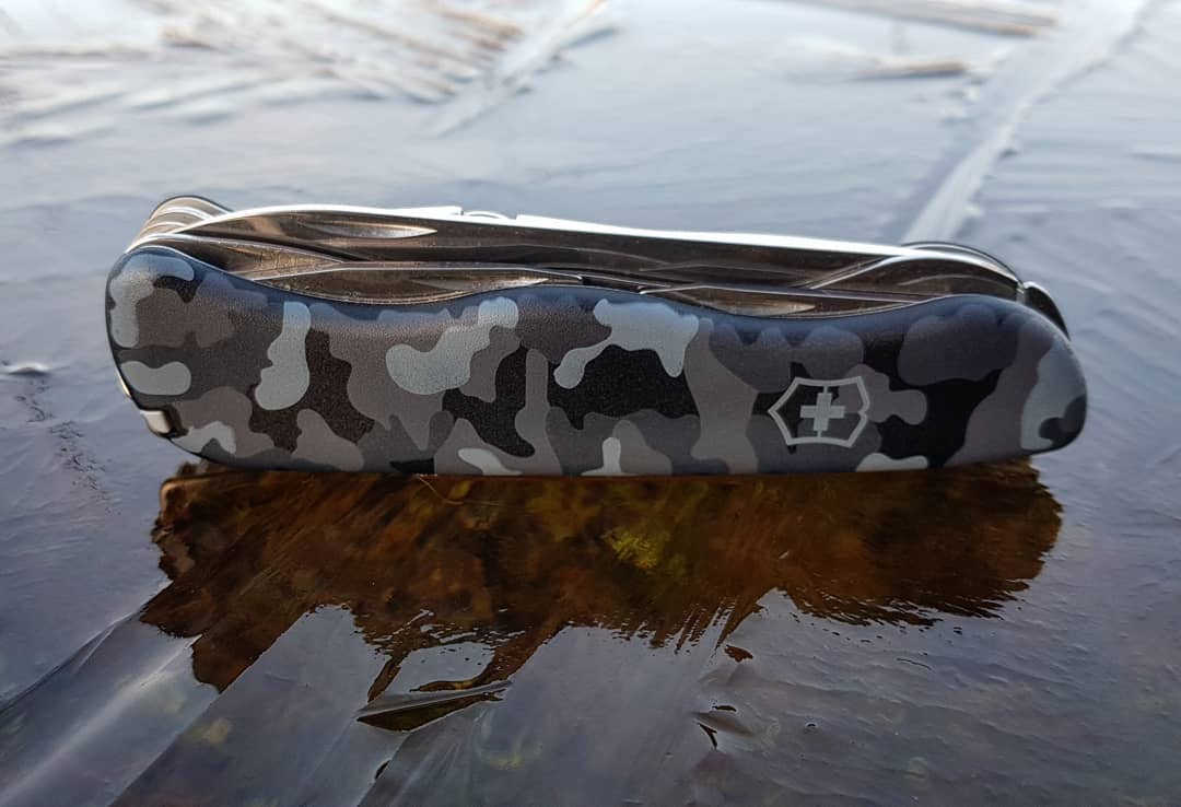 Victorinox Skipper Navy Camouflage