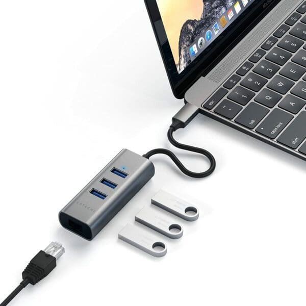 Satechi Αλουμινένιο Hub 2-in-1 με 3 εξόδους Type-C & έξοδο Gigabit Ethernet σε χρώμα Space Gray