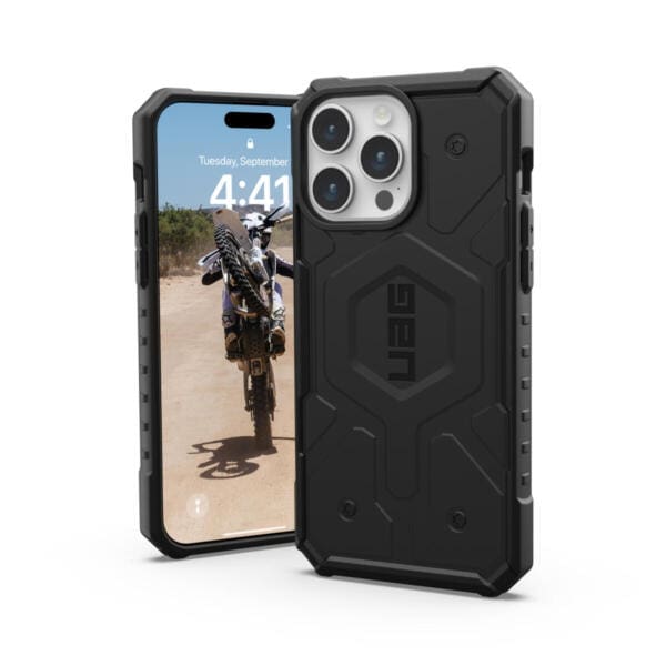 UAG Pathfinder for MagSafe Ημιδιάφανη θήκη προστασίας που αντέχει σε πτώσεις έως 5,4 μέτρα – iPhone 15 Pro Max (Black)