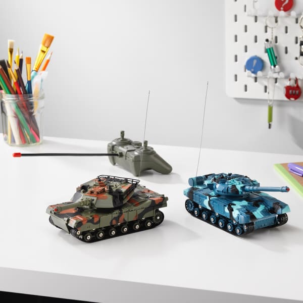 RED5 RC Battle Tanks Twin Pack - Σετ τηλεκατευθυνόμενα Τανκ με ηχητικά εφέ και δόνηση
