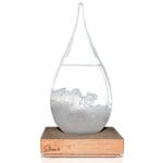 Storm Glass Drop Small – Μικρό Διακοσμητικό Βαρόμετρο σε Σχήμα Σταγόνας με Ξύλινη Βάση (13.5 cm)